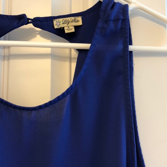 Open-back blouse - Picture 2 of 4